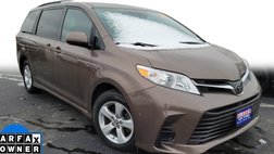 2018 Toyota Sienna LE