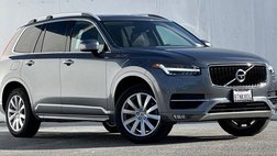 2017 Volvo XC90 T6 Momentum