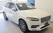 2022 Volvo XC90 T6 Inscription 7-Passenger