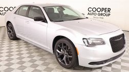 2023 Chrysler 300 Touring