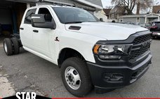 2024 Ram Ram Pickup 3500 Tradesman