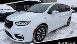 2022 Chrysler Pacifica Hybrid Touring L