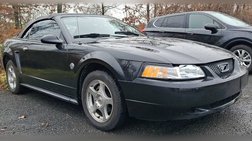 2004 Ford Mustang Deluxe