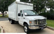 2017 Ford E-Series E-350 SD