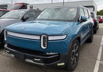 2024 Rivian R1S Adventure
