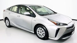 2022 Toyota Prius LE