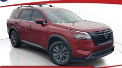 2022 Nissan Pathfinder SV