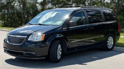 2013 Chrysler Town and Country Touring