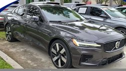 2024 Volvo S60 Recharge T8 Plus Dark Theme