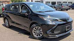 2023 Toyota Sienna LE 8-Passenger