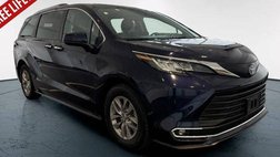 2023 Toyota Sienna XLE