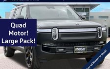 2023 Rivian R1S Adventure