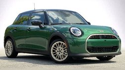 2025 MINI Hardtop Cooper S Signature Trim
