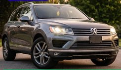 2016 Volkswagen Touareg VR6 Lux