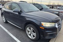 2018 Audi Q5 2.0T quattro Premium