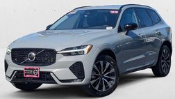 2025 Volvo XC60 B5 Core Dark Theme
