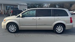 2014 Chrysler Town and Country Touring