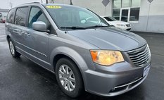 2014 Chrysler Town and Country Touring