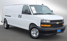 2025 Chevrolet Express 2500