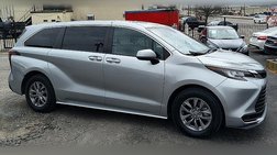 2021 Toyota Sienna LE 8-Passenger