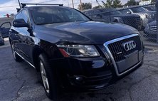 2011 Audi Q5 2.0T quattro Premium Plus