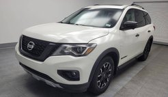 2020 Nissan Pathfinder SL