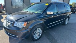 2015 Chrysler Town and Country Limited Platinum