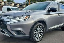 2020 Mitsubishi Outlander ES