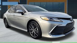 2022 Toyota Camry Hybrid XLE