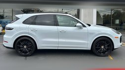 2022 Porsche Cayenne Turbo S E-Hybrid