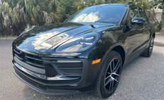 2023 Porsche Macan T