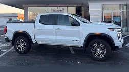 2024 GMC Canyon AT4