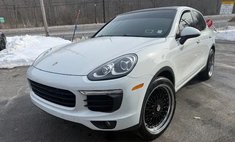 2016 Porsche Cayenne Base