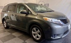 2012 Toyota Sienna LE 8-Passenger