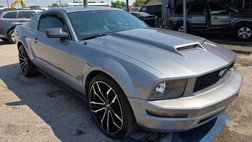 2007 Ford Mustang Deluxe