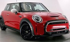 2022 MINI Hardtop Cooper SE