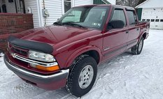 2002 Chevrolet S-10 LS