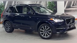 2017 Volvo XC90 T6 Momentum