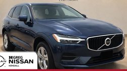 2022 Volvo XC60 B5 Momentum