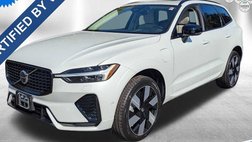 2024 Volvo XC60 Recharge T8 Plus Dark Theme