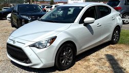 2020 Toyota Yaris LE