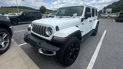 2025 Jeep Wrangler Sahara 4WD