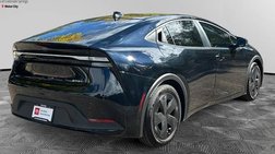 2025 Toyota Prius Plug-in Hybrid SE