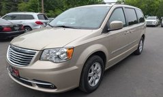 2013 Chrysler Town and Country Touring