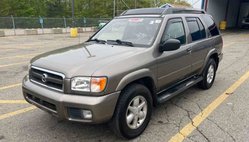 2002 Nissan Pathfinder LE
