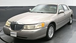 1999 Lincoln Town Car Signature