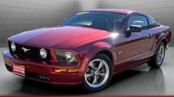 2005 Ford Mustang GT Deluxe