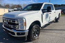 2024 Ford Super Duty F-350 XLT