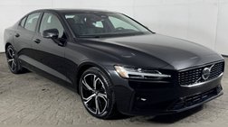 2024 Volvo S60 B5 Plus Dark Theme