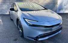 2025 Toyota Prius XLE